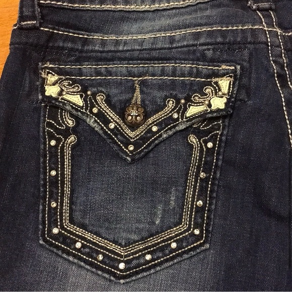 Miss Me Denim Capris - Picture 6 of 8